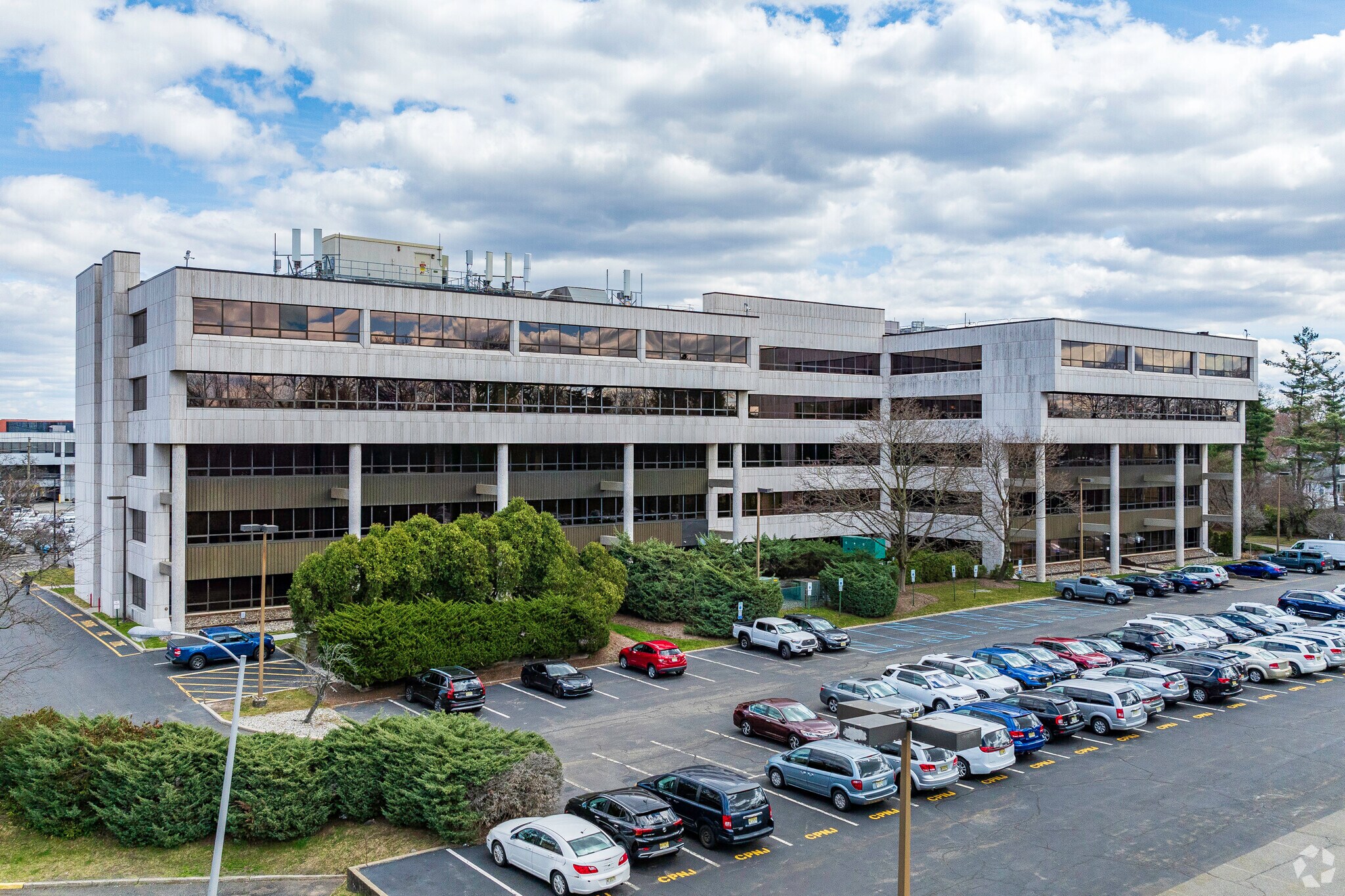 365 West Passaic St, Rochelle Park, NJ